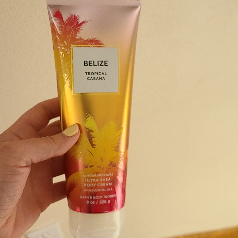 FREE w/purchase over $20. Bath&body works cream